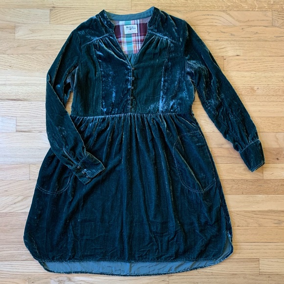 Anthropologist - Holding Horses Velvet Long Sleeve Dress in Green - Picture 4 of 8